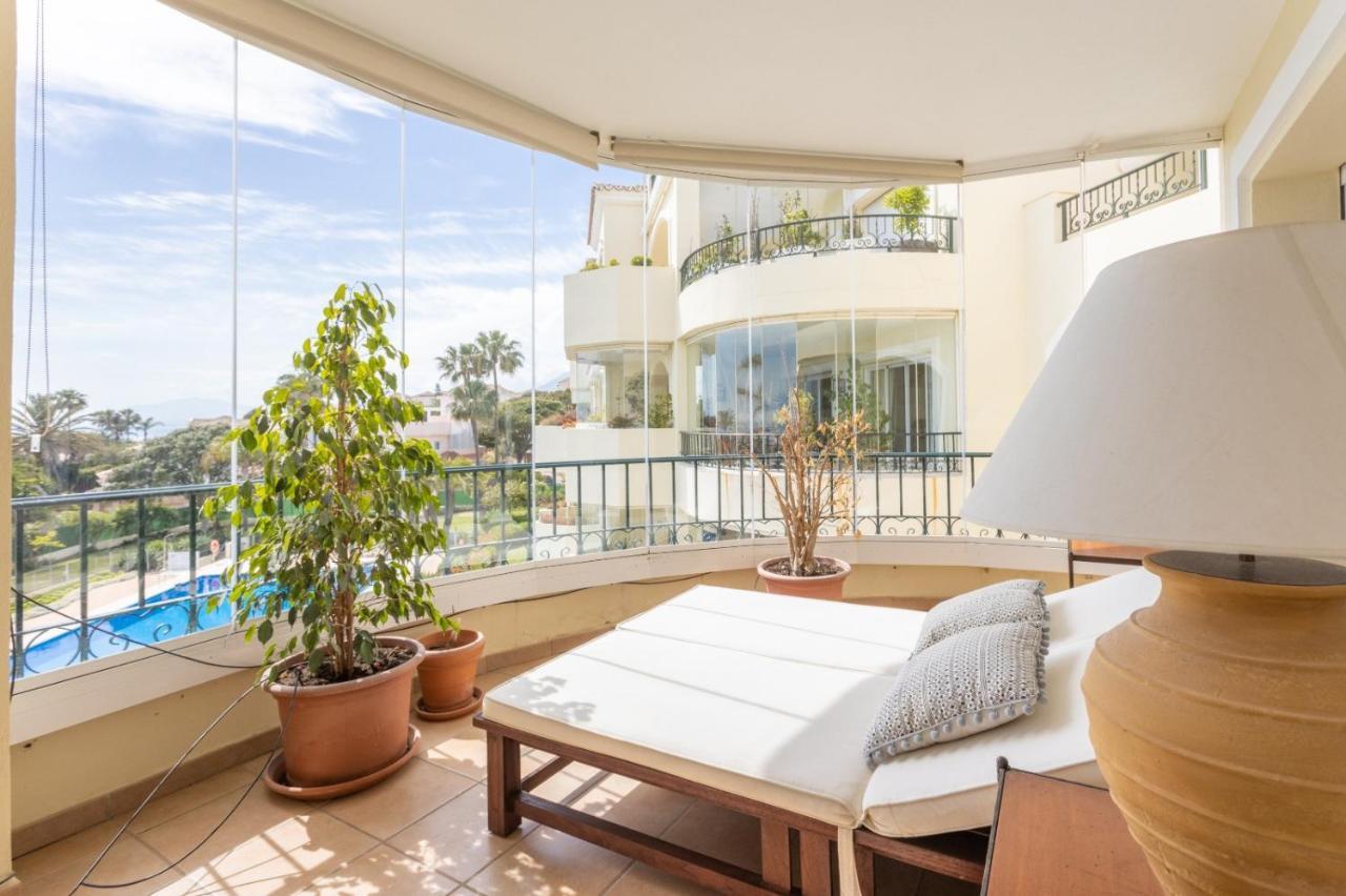 Homeforguest Front Line Beach Apartment In Hacienda Playa Marbella Dış mekan fotoğraf