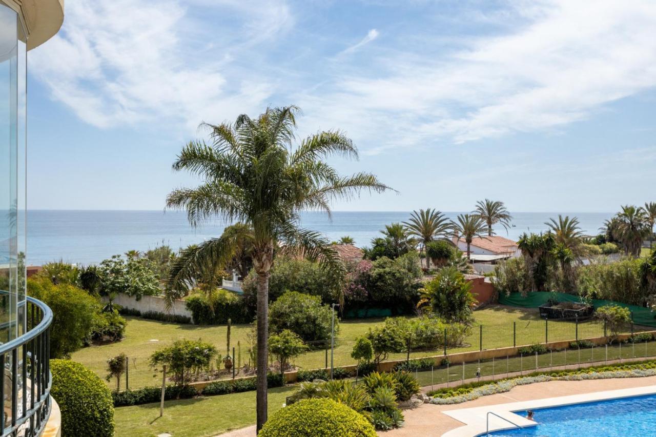 Homeforguest Front Line Beach Apartment In Hacienda Playa Marbella Dış mekan fotoğraf