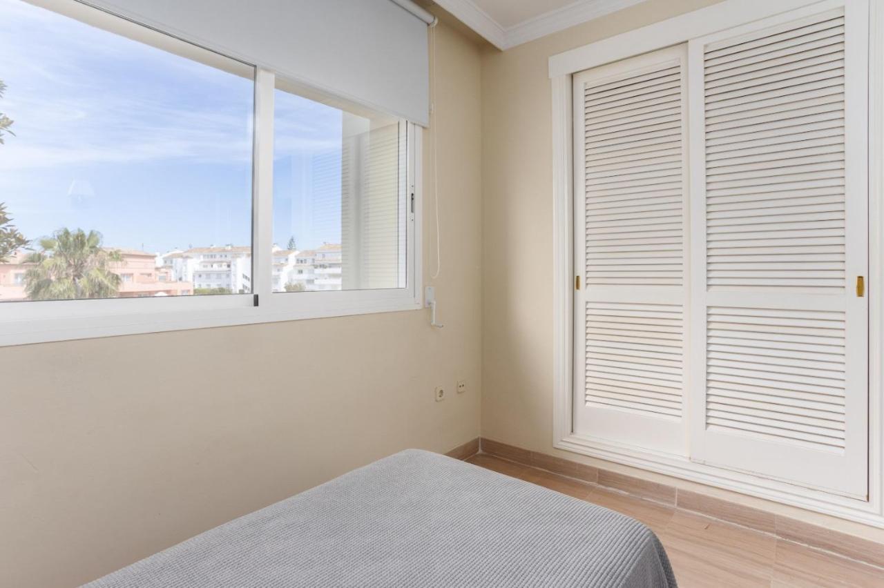 Homeforguest Front Line Beach Apartment In Hacienda Playa Marbella Dış mekan fotoğraf
