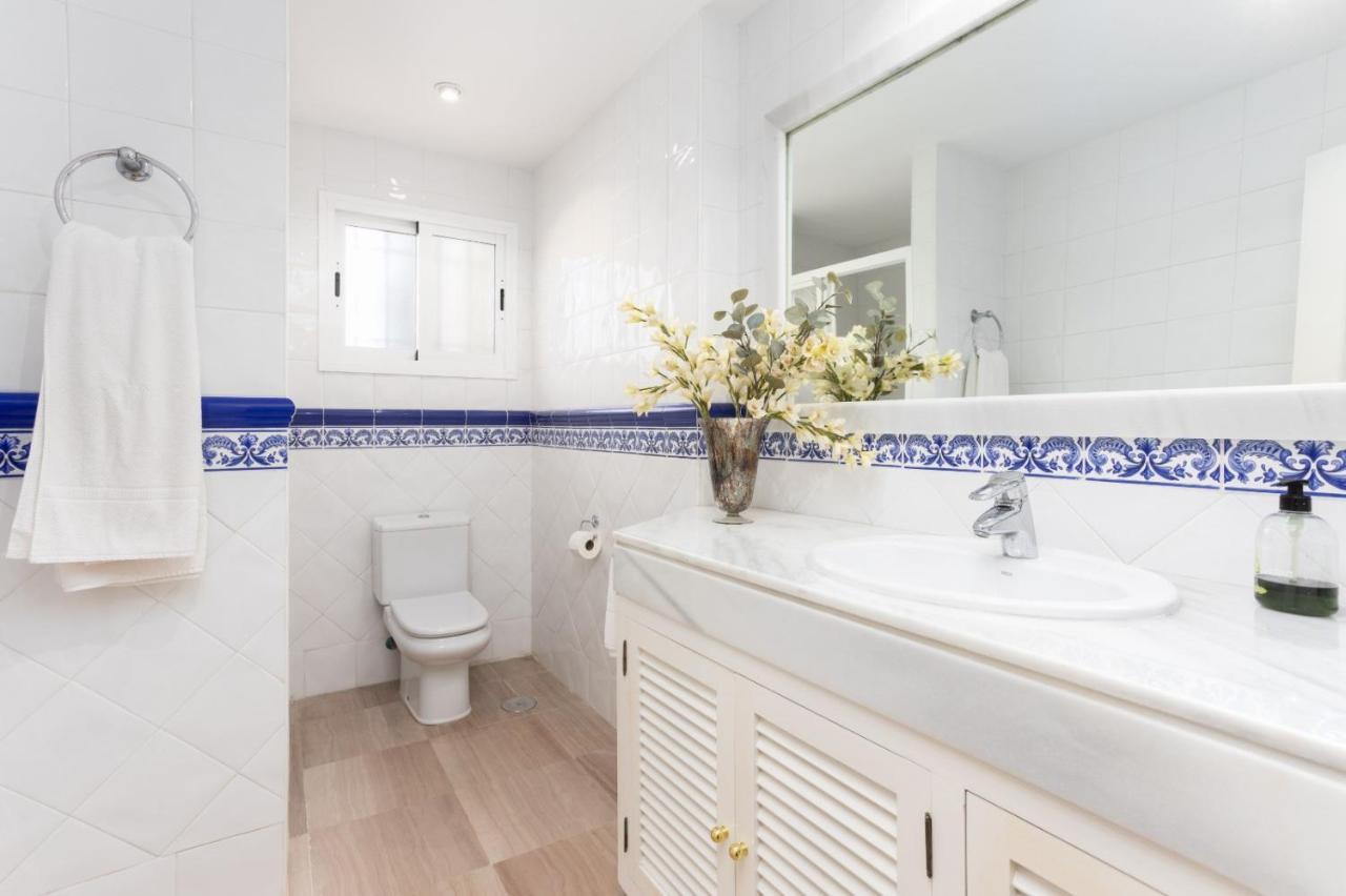 Homeforguest Front Line Beach Apartment In Hacienda Playa Marbella Dış mekan fotoğraf